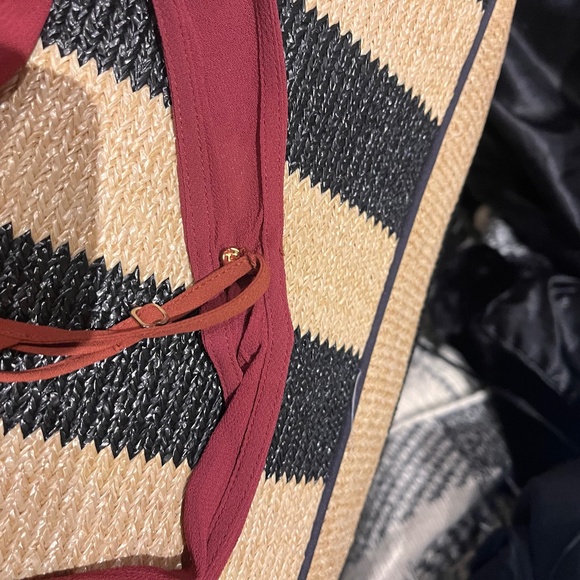 Little Moon Burgundy Maxi Dress - Picture 2 of 8